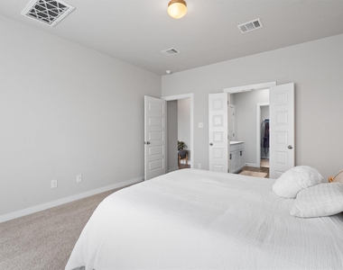 11620 Comano Dr - Photo Thumbnail 16