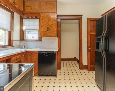 1525 Yardley Newtown Road - Photo Thumbnail 5