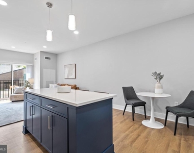 144 N.main St - Photo Thumbnail 21
