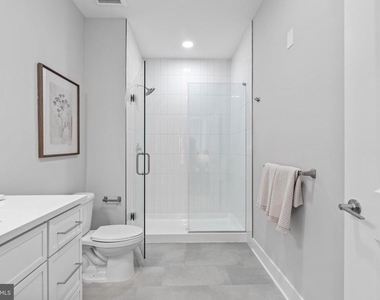144 N.main St - Photo Thumbnail 53