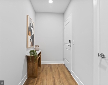144 N.main St - Photo Thumbnail 13