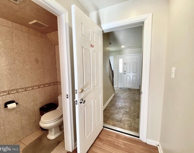 240 William Livingston Court - Photo Thumbnail 29