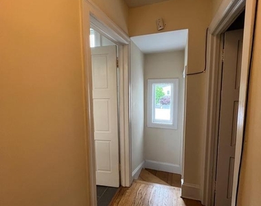 200 Nassau Street - Photo Thumbnail 4