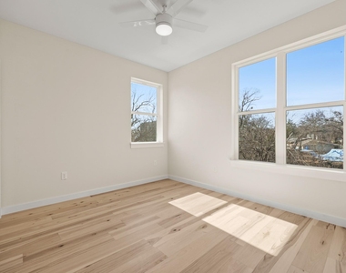 4801 Sara Dr - Photo Thumbnail 34