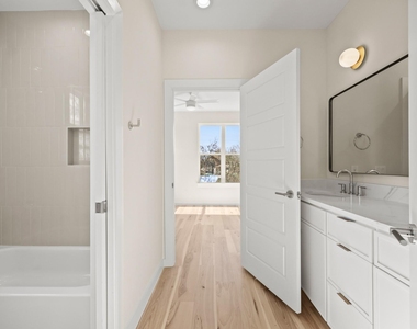 4801 Sara Dr - Photo Thumbnail 32