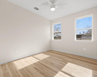 4801 Sara Dr - Photo Thumbnail 30