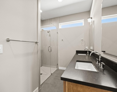 4801 Sara Dr - Photo Thumbnail 10