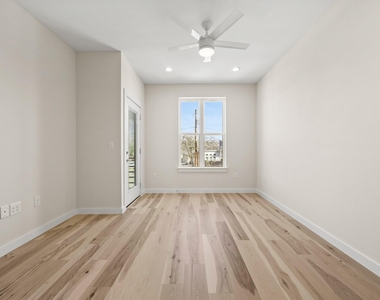 4801 Sara Dr - Photo Thumbnail 8