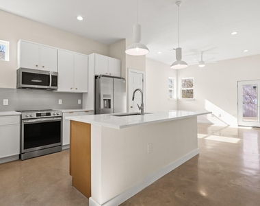 4801 Sara Dr - Photo Thumbnail 21