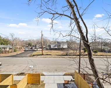 4801 Sara Dr - Photo Thumbnail 36