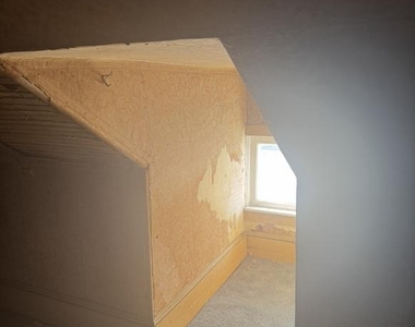 104 Juniper Street - Photo Thumbnail 8