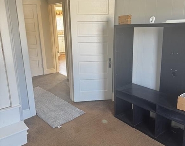 104 Juniper Street - Photo Thumbnail 21