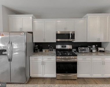 23810 Myrtle Glen Way - Photo Thumbnail 10