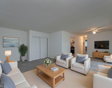 5200 Quincy Street - Photo Thumbnail 8