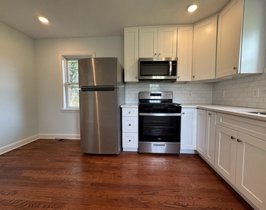 9405 Rhode Island Avenue - Photo Thumbnail 14