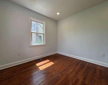 9405 Rhode Island Avenue - Photo Thumbnail 10