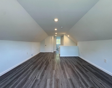 9405 Rhode Island Avenue - Photo Thumbnail 20