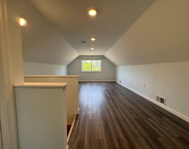 9405 Rhode Island Avenue - Photo Thumbnail 18