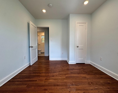 9405 Rhode Island Avenue - Photo Thumbnail 11