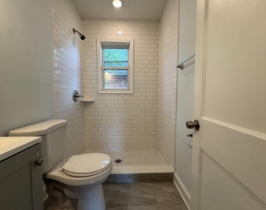 9405 Rhode Island Avenue - Photo Thumbnail 7