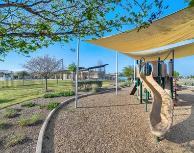 7001 Tonka Ln - Photo Thumbnail 28