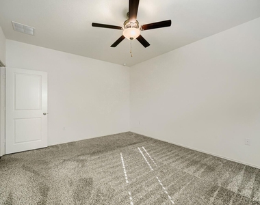 7001 Tonka Ln - Photo Thumbnail 19