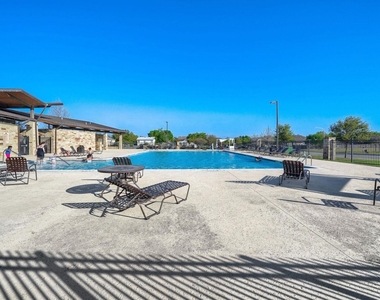 7001 Tonka Ln - Photo Thumbnail 29