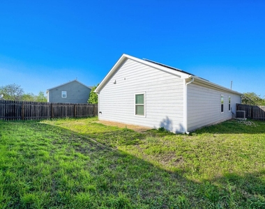 7001 Tonka Ln - Photo Thumbnail 25