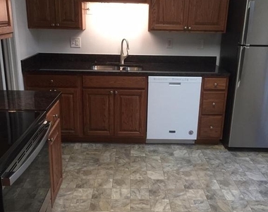 14827 Belle Ami Drive - Photo Thumbnail 4