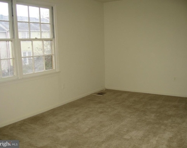 14827 Belle Ami Drive - Photo Thumbnail 8