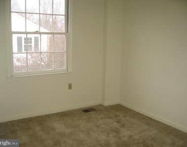 14827 Belle Ami Drive - Photo Thumbnail 10