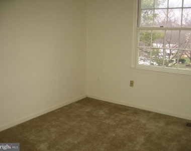 14827 Belle Ami Drive - Photo Thumbnail 11