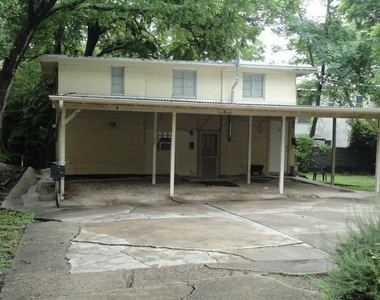 3205 Grooms St - Photo Thumbnail 1
