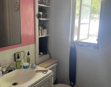 3205 Grooms St - Photo Thumbnail 11