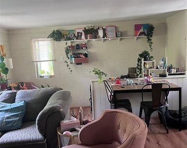 3205 Grooms St - Photo Thumbnail 15