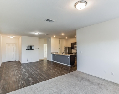 13609 Charles Abraham Way - Photo Thumbnail 5