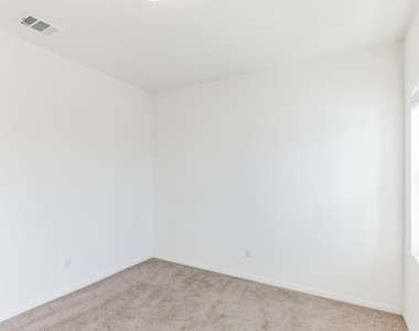 13609 Charles Abraham Way - Photo Thumbnail 23