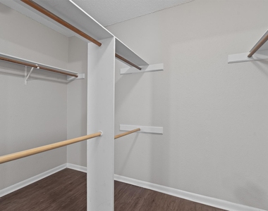 13357 Water Oak Ln - Photo Thumbnail 13