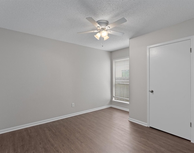 13357 Water Oak Ln - Photo Thumbnail 14