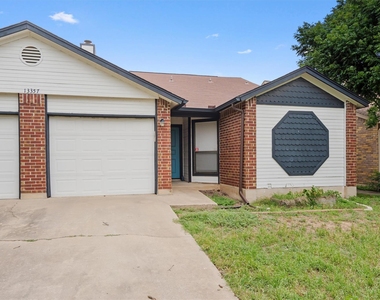13357 Water Oak Ln - Photo Thumbnail 23