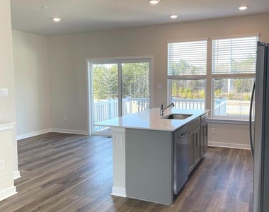 280 Soft Rush Lane - Photo Thumbnail 9