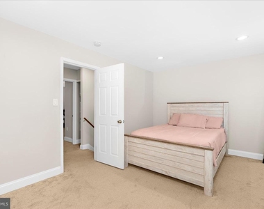 4407 Eagle Court - Photo Thumbnail 21