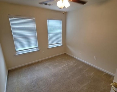 4546 Scottsdale Place - Photo Thumbnail 21