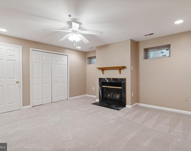 10763 Esprit Place - Photo Thumbnail 27