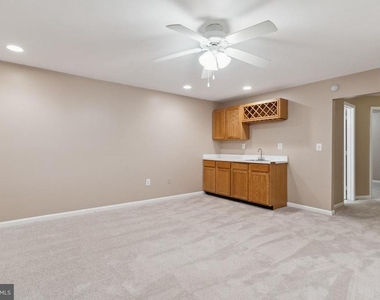 10763 Esprit Place - Photo Thumbnail 29