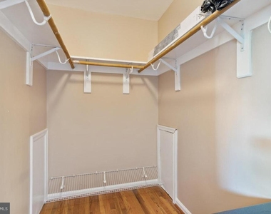 10763 Esprit Place - Photo Thumbnail 18