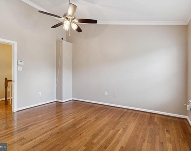 10763 Esprit Place - Photo Thumbnail 15