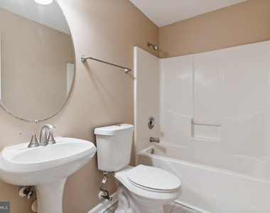 10763 Esprit Place - Photo Thumbnail 30