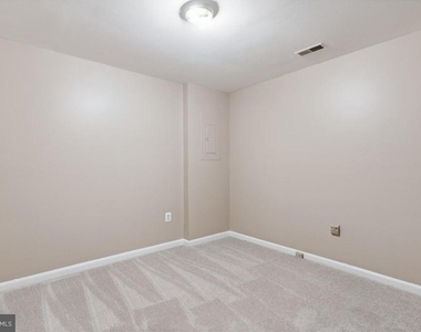 10763 Esprit Place - Photo Thumbnail 31