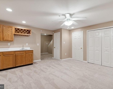 10763 Esprit Place - Photo Thumbnail 28